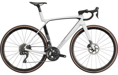 Trek Madone SL 6 Gen 8, Shimano 105 Di2, White Prismatic